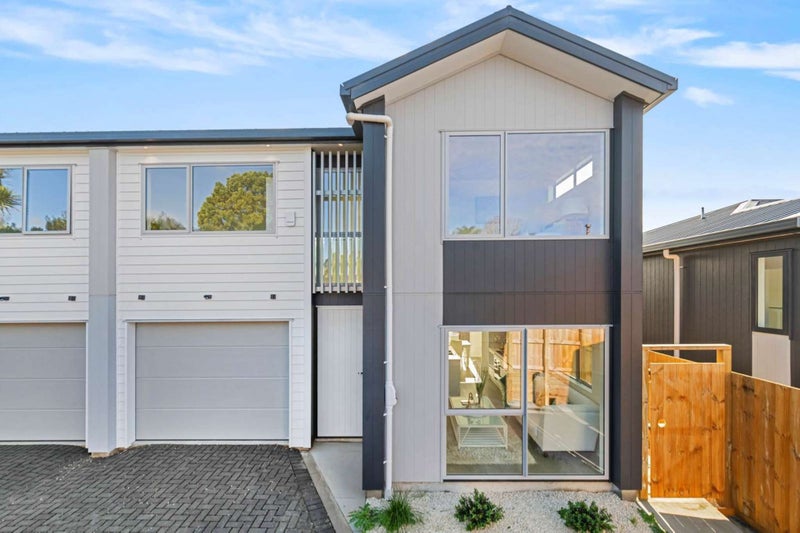 7C Maroubra Place, Botany Downs, Manukau City, Auckland