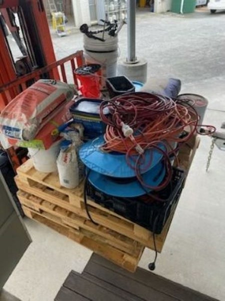 Flooring Product and Tools Carousel 4