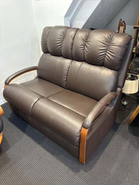 La-Z-Boy Harbor Town Leather 2 Seater Sofa In Brown Carousel 1
