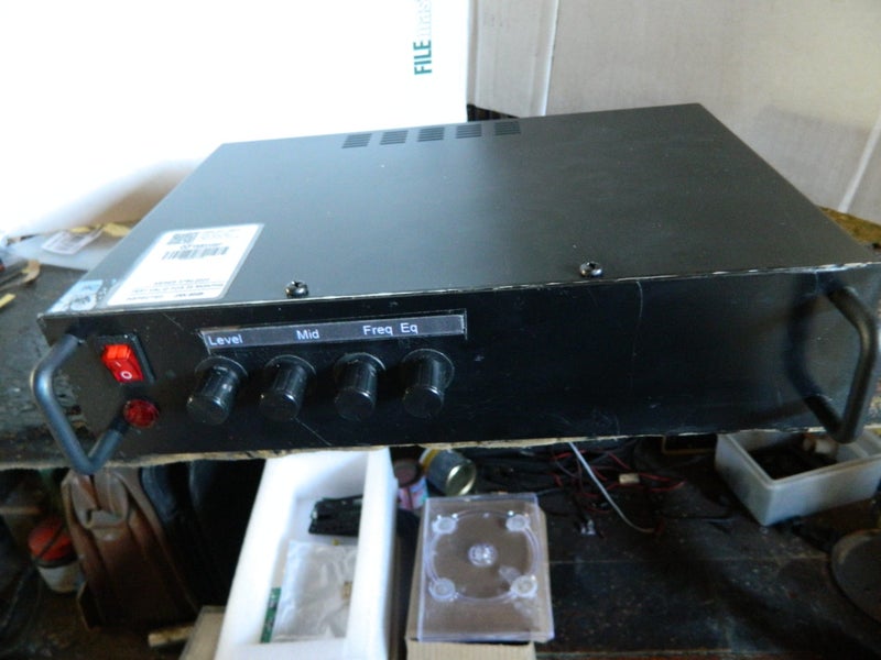 Bookshelf size 50 Watt RMS / channel Amplifier Carousel 1