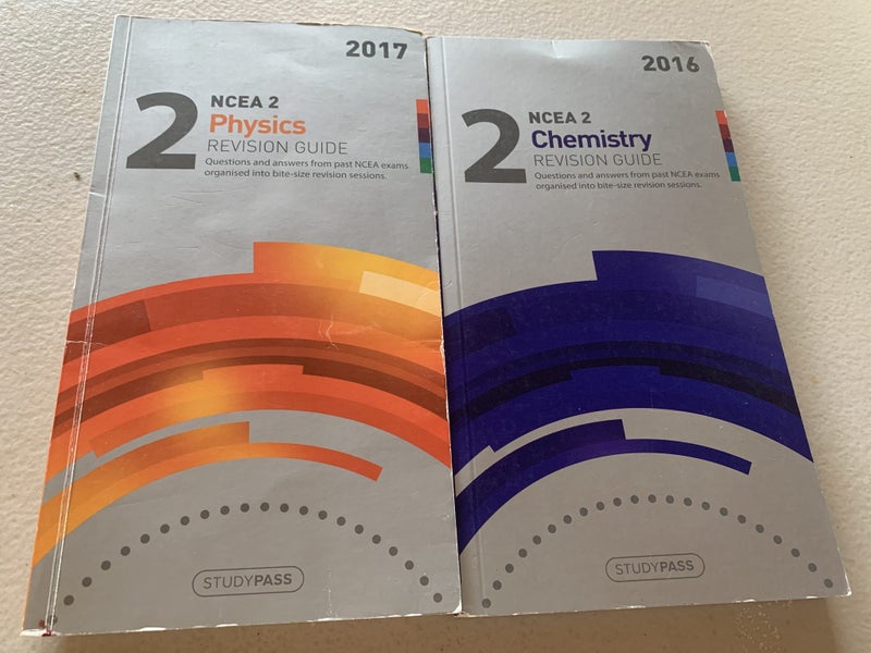 Study Pass chemistry physics revision guides Carousel 1