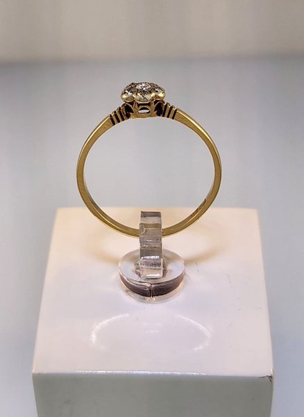 Traditional Diamond Cluster Ring + Valuation Carousel 2