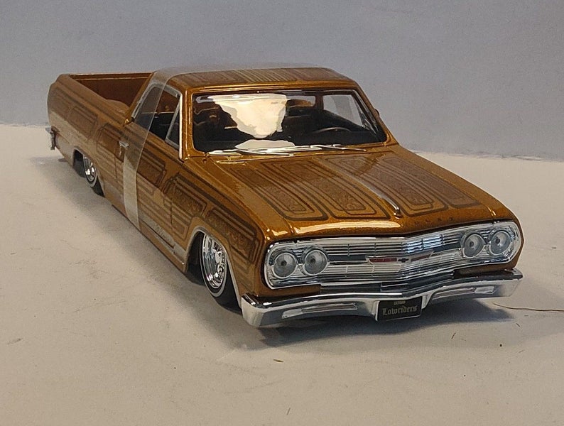 Maisto. Design 1:25 scale. 1965 CHEVROLET EL CAMINO Carousel 1
