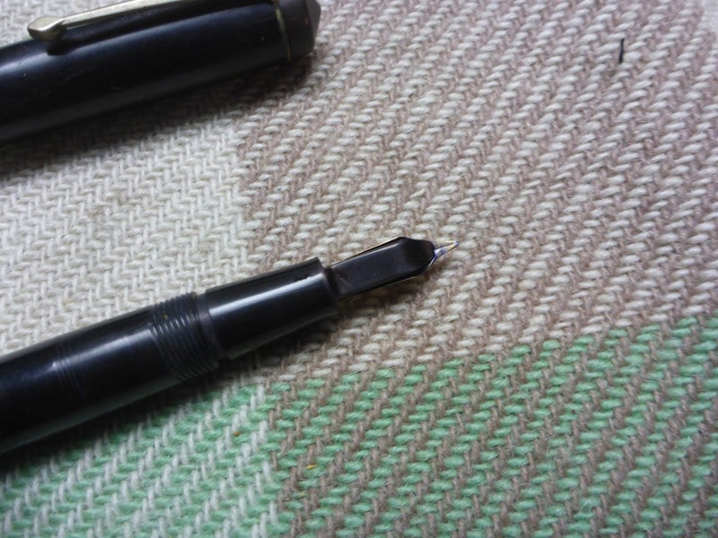 Awesome Old Vintage Conway Stewart Fountain Pen No. 475 14ct Gold Nib Carousel 13