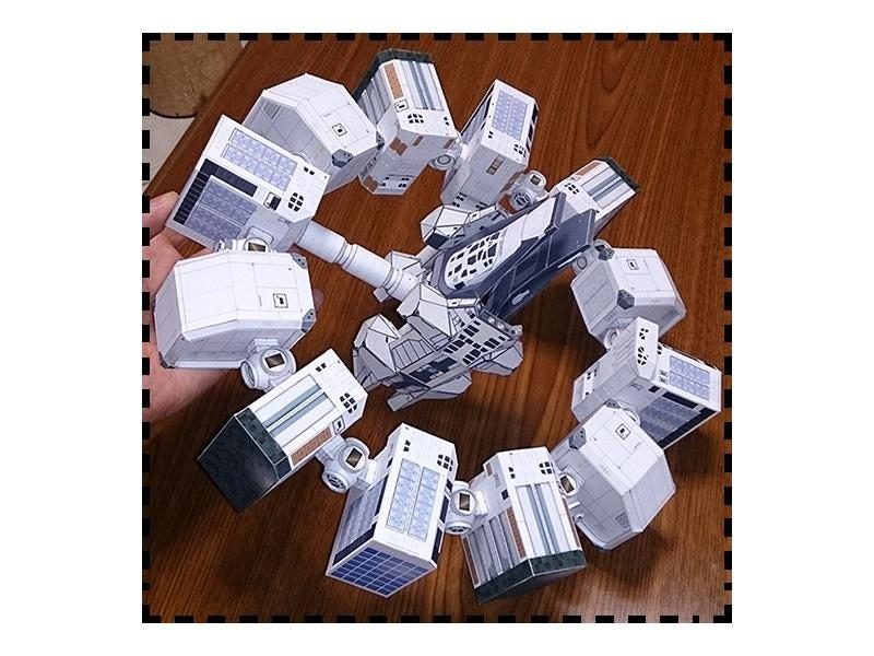 Movie Interstellar Endurance Spacecraft Ship DIY Handcraft PAPER MODEL KIT Carousel 1