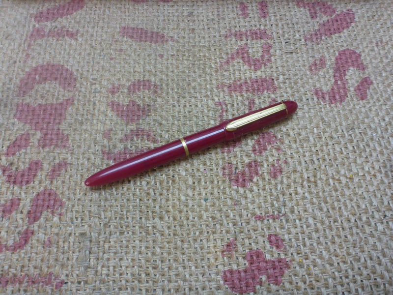 Stunning Old Vintage Pen Carousel 1