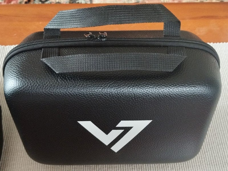 Verum 2 Planar Magnetic Headphones Carousel 2