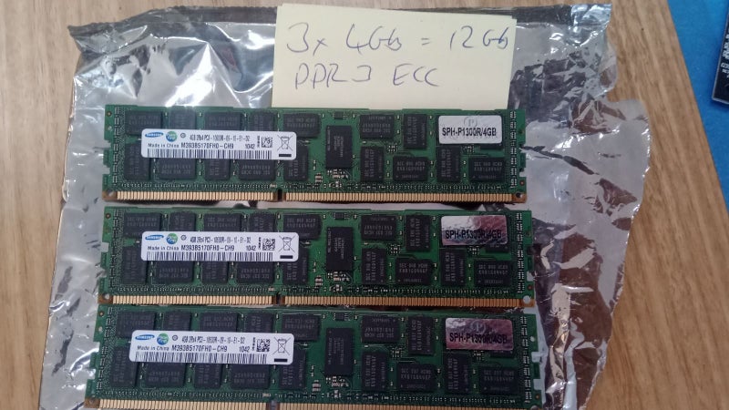 12GB of DDR3 ECC Server memory (3x4) Carousel 1