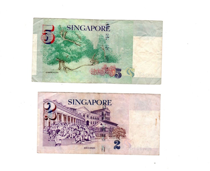 2 x 1999 SINGAPORE BANKNOTES | $5 and $2 Carousel 2