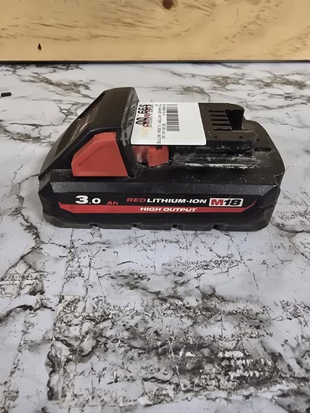 Milwaukee 3.0ah Battery M18 HB3 Carousel 1