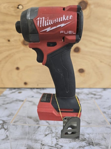 Milwaukee Inpact Driver M18 FID3 Carousel 1