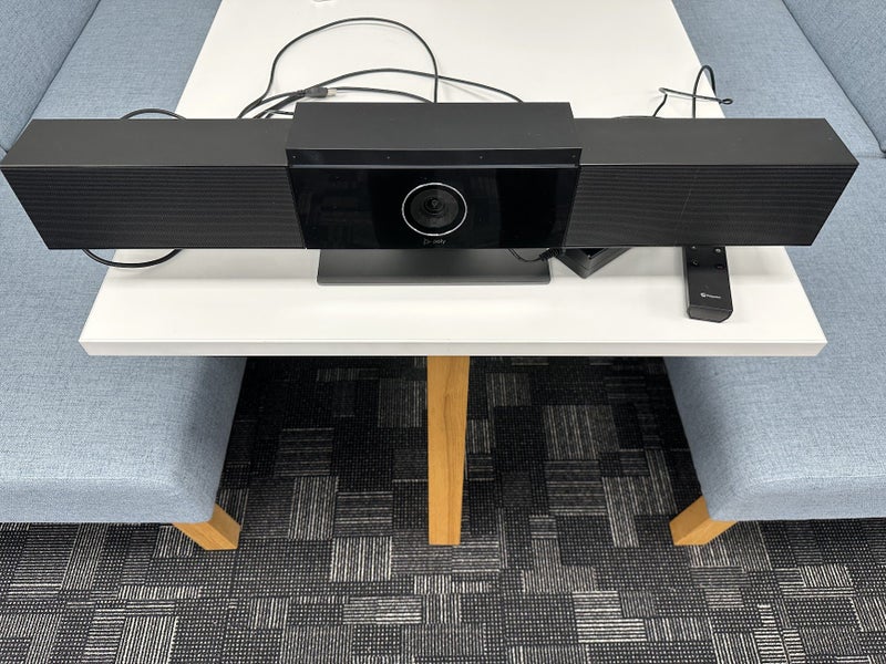 Poly Studio USB (p009) Carousel 1