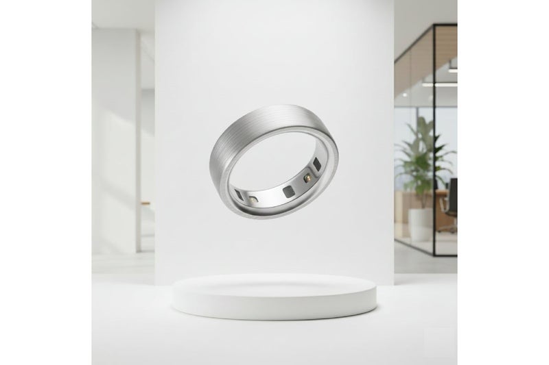 Oura Ring 4 (Brushed Silver, Size 5) Carousel 2