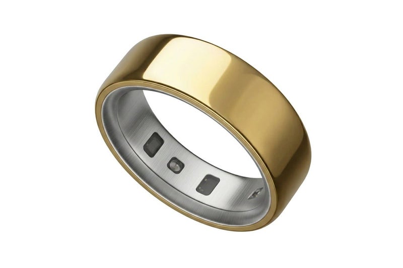 Oura Ring 4 (Gold, Size 8) Carousel 1