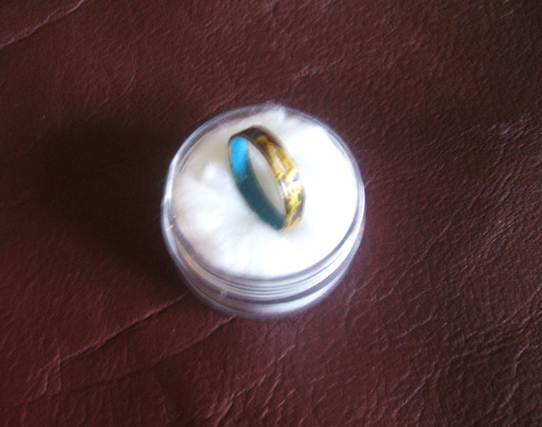 WATCHMAKERS ESTATE ENAMEL RING DUG FROM LONDON THAMES MUD POSSIBLY LATE ROMAN Carousel 7