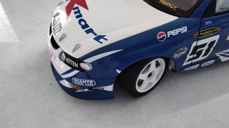 1:18 AUTOART 2002 VX COMMODORE K-MART RACING GREG MURPHY Carousel 11