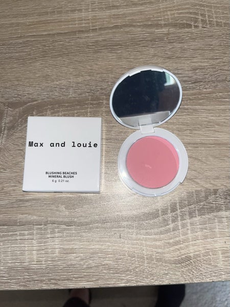 Max and Louie Blushing Beaches Mineral Blush Carousel 1