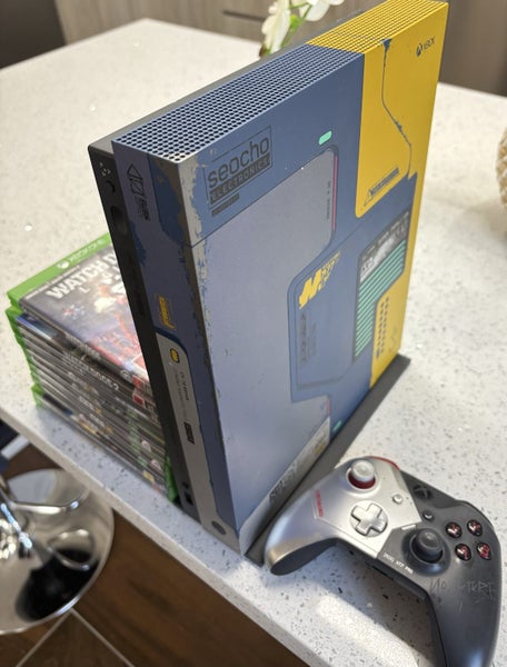 Xbox One X Cyberpunk 2077 + 10 Games Carousel 2