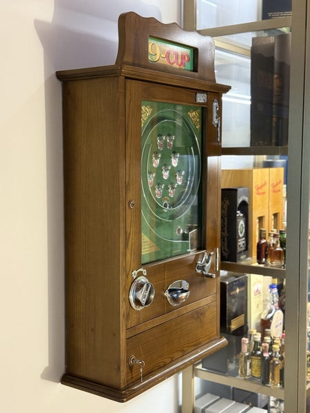 High-Quality Retro Coin-Operated “9-Cup” Arcade Machine – Fully Mechanical Carousel 2