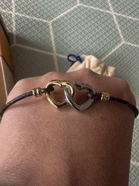 Heart Bracelet Carousel 1