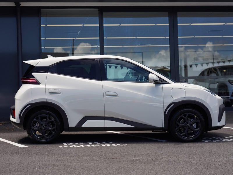 2026 BYD ATTO 1 Premium 115kWh FWD 5Dr Hatch, photo 3