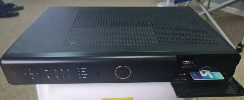 SKY HD SATELLITE RECEIVER Carousel 1