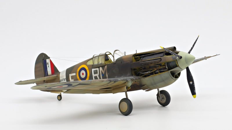 P-40B (Trumpeter, 1/32) Finished Model Carousel 2