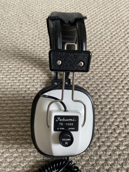 Tokumi headphones - vintage Carousel 3