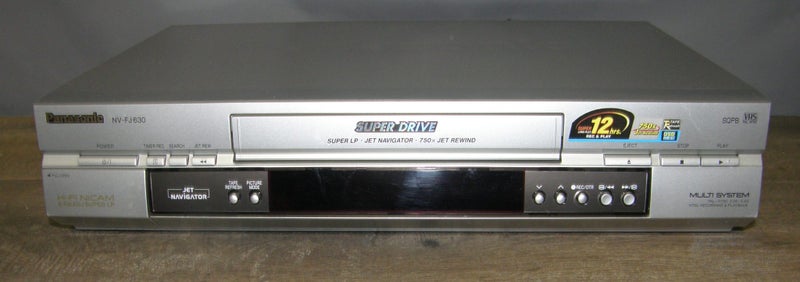PANASONIC VCR NVFJ630 Carousel 1
