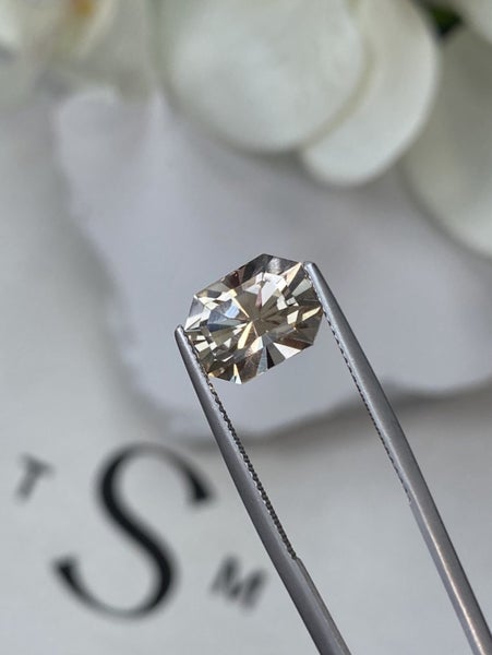 $1 RES ~ $1800 Buy Now * 5.73ct Pastel Peach Topaz Carousel 5