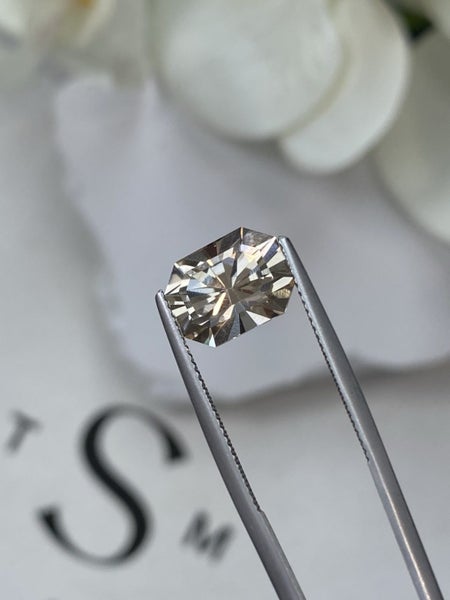 $1 RES ~ $1800 Buy Now * 5.73ct Pastel Peach Topaz Carousel 1