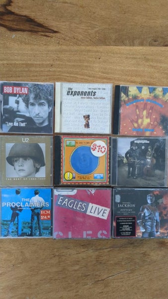 Bulk rock CDs Carousel 1