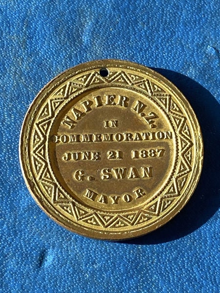 Napier Mayoral Medal 1987 Carousel 1