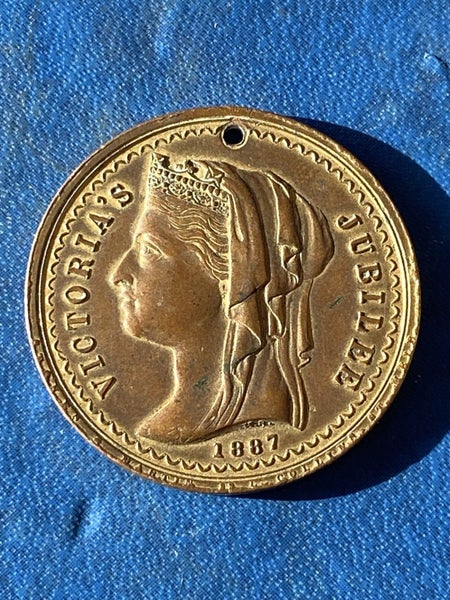 Napier Mayoral Medal 1987 Carousel 2