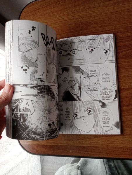 Ceres: Celestial Legend Vol. 1 (English Edition) Carousel 2