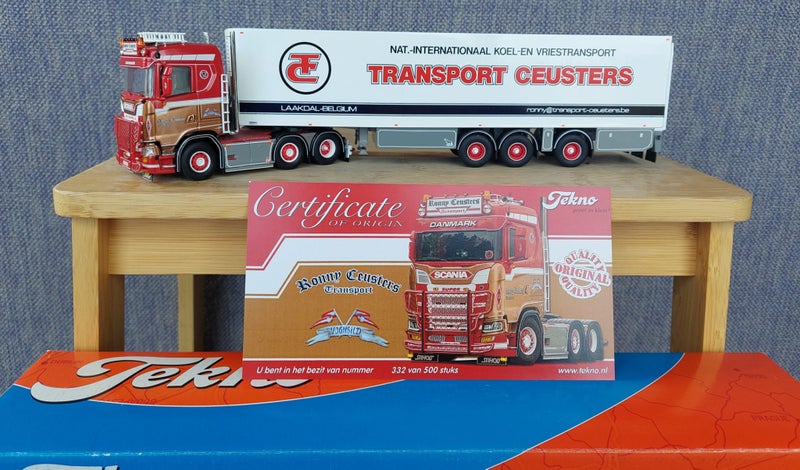 Tekno 1/50 Scania S series Carousel 1