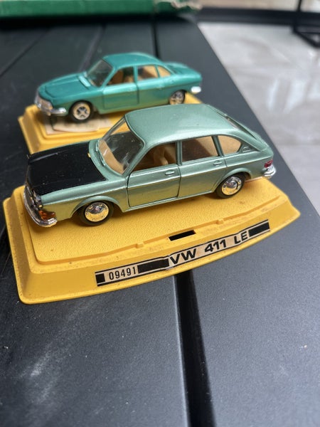 Gama Vintage Cars $1 Reserve Carousel 2