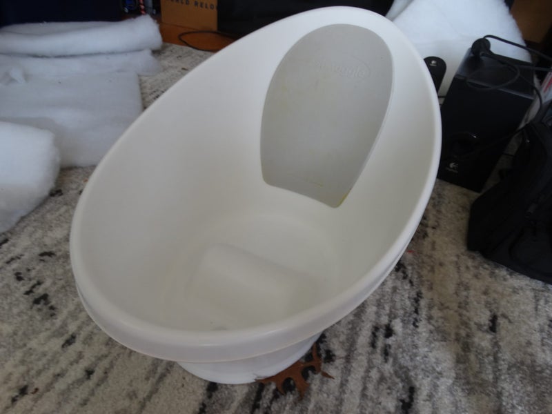 Epic bath times with Shnuggle bath Carousel 1