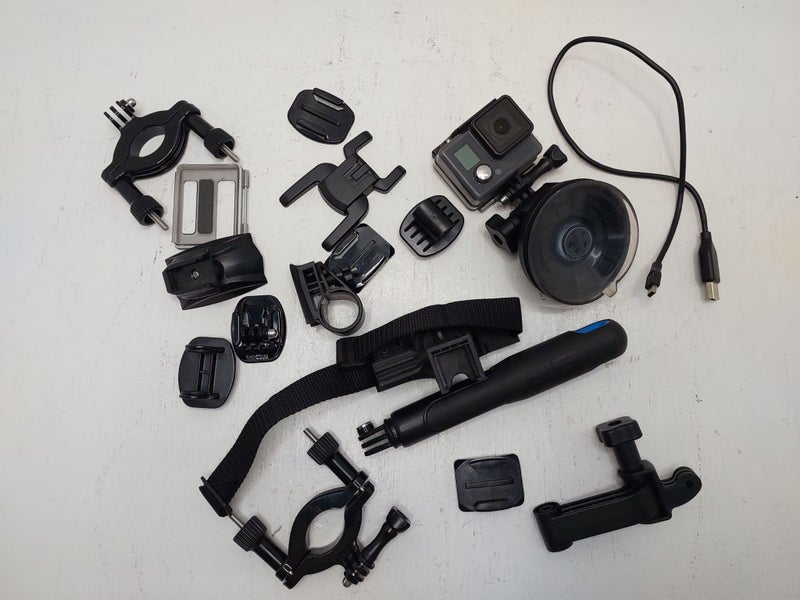 GOPRO 1 Action Camera + Accessories Carousel 1