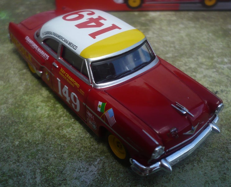 Mini GT CAR & CREW Carousel 2