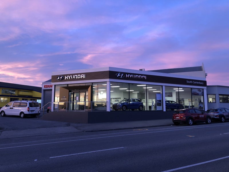 Centra Motor Co Timaru (Hyundai ISUZU Mitsubishi) Carousel 1