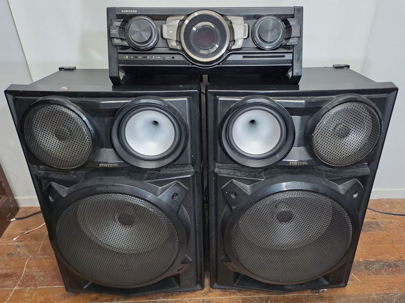 Samsung MX-HS9000 Giga Sound System Carousel 1