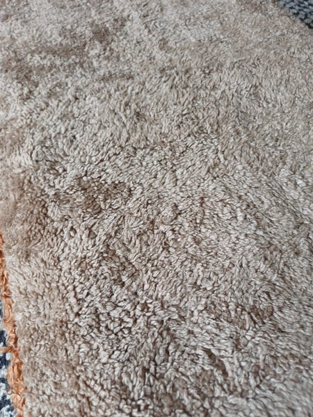 Faux fur - teddy bear/ soft toy making material / Lite fawn short shaggy pile G Carousel 3