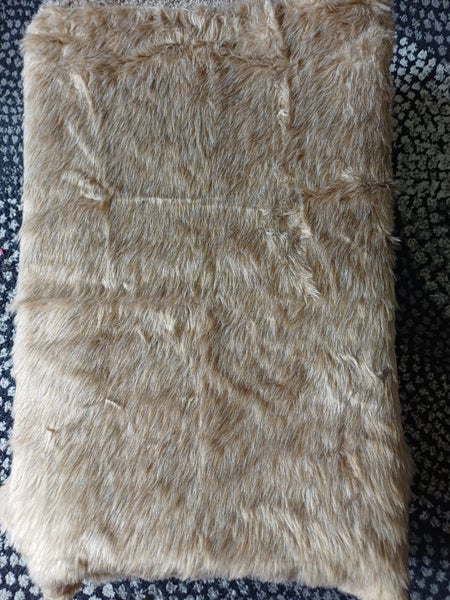 Faux fur - teddy bear/ soft toy making material /2 tone caramel/cream F Carousel 2