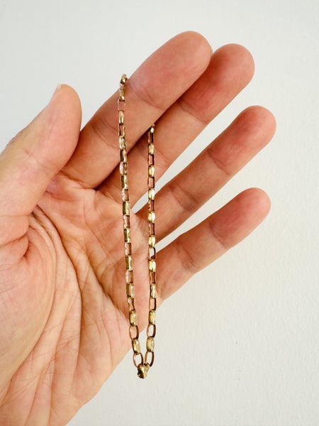 Elegant vintage solid 9ct / 9k Gold bracelet Carousel 1