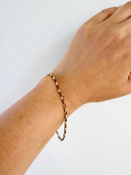 Elegant vintage solid 9ct / 9k Gold bracelet Carousel 2