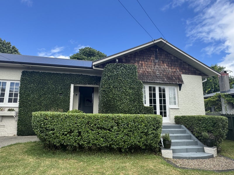 Hedge Trimming / Tree Trimming Carousel 2