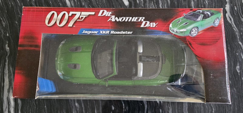 Jaguar XKR Roadster James Bond 007 Die Another Day special edition. 1:18th scale Carousel 2
