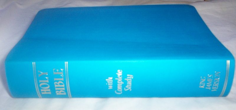 Holy Bible - King James Version - With Bible Study Carousel 2