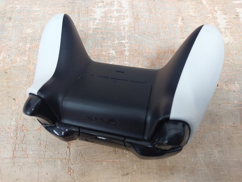 Xbox One Original Console - 500GB Carousel 12